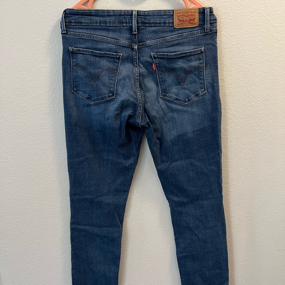 Levi’s mid rise skinny size 12